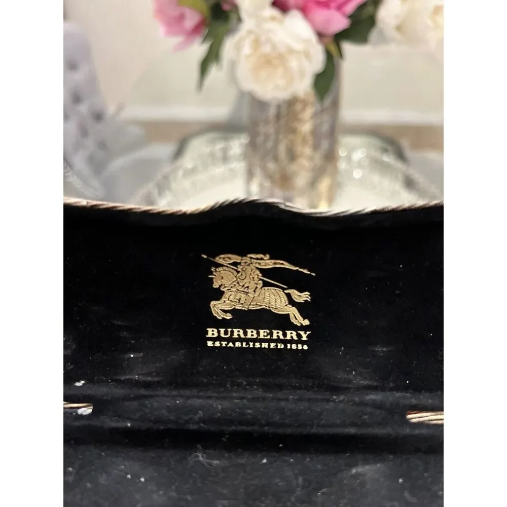Burberry Nova Check Hard shell sunglasses eye glass case container designer vibe